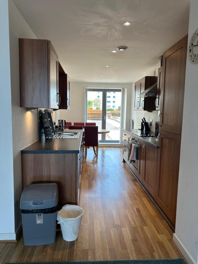 Stunning Waterfront Western Harbour Apartment Edimburgo Exterior foto
