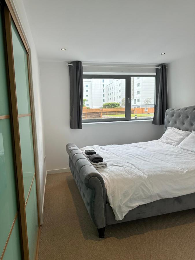 Stunning Waterfront Western Harbour Apartment Edimburgo Exterior foto